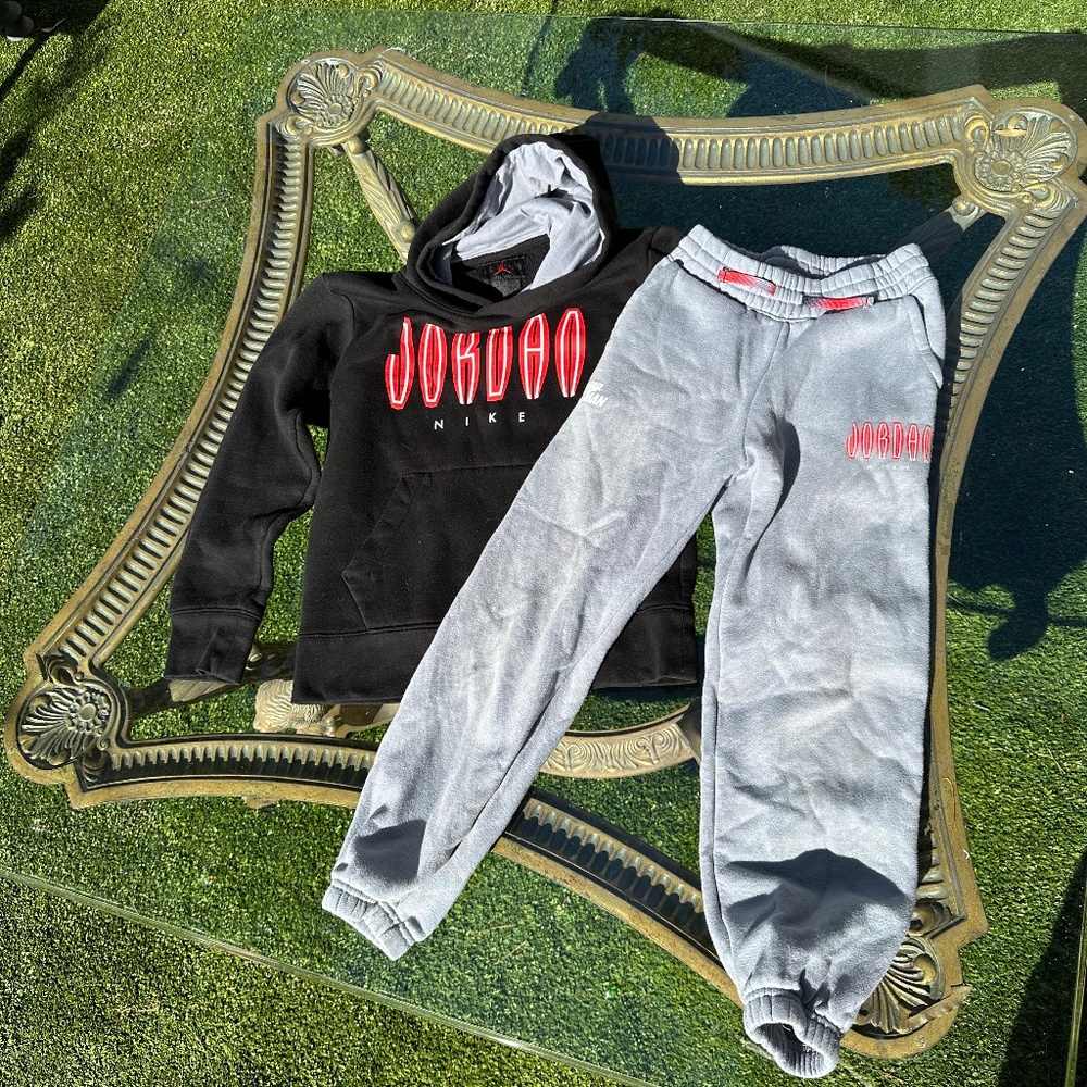 Air Jordan hoodie and pants